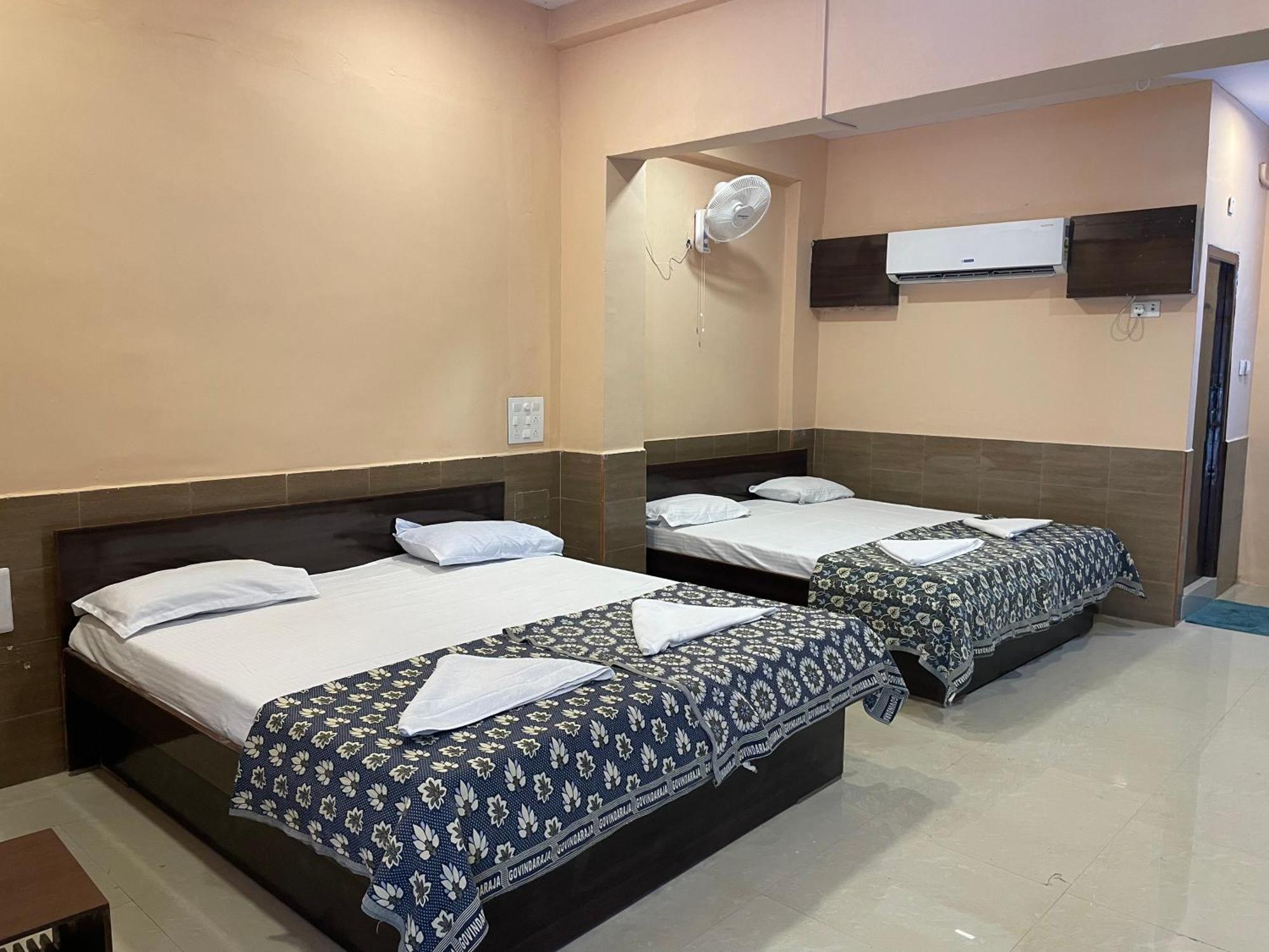 Hotel Sugam Karaikudi Luaran gambar