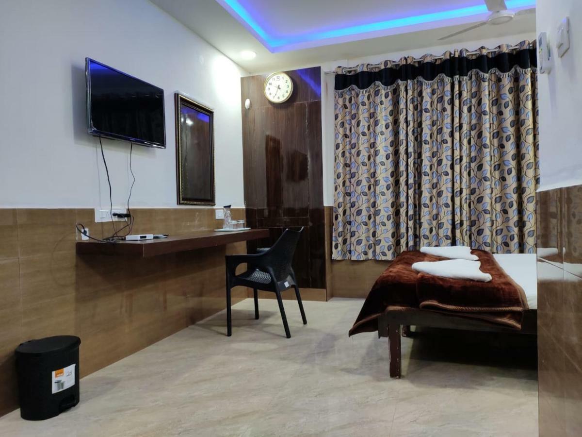 Hotel Sugam Karaikudi Luaran gambar