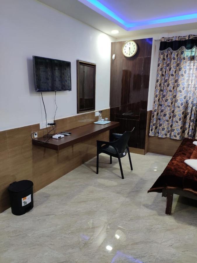 Hotel Sugam Karaikudi Luaran gambar